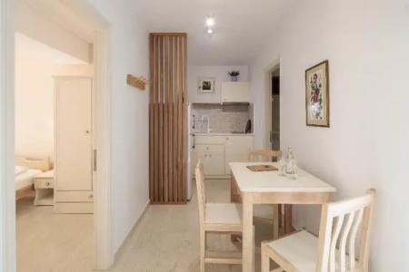 Proteas & Suites - 273