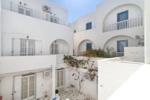 Hotel Poseidon, Kamari