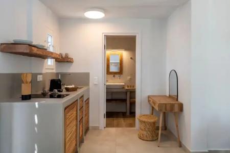 Drios Luxury Studios - 16