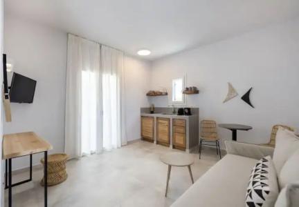 Drios Luxury Studios - 104