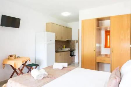 Alexandros Apartments - 32