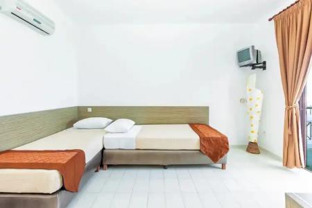 Xenios Dolphin Beach - 10