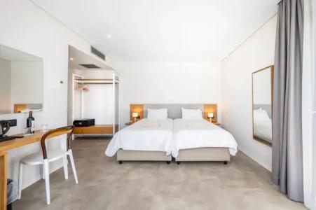 Athina Palace Resort & Spa - 3