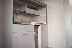 Xanthippi Hotel, Aegina Town