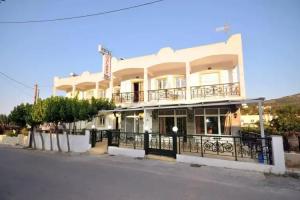Hotel Galaxy, Aegina Town
