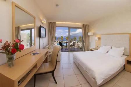 Ionian Emerald Resort - 32