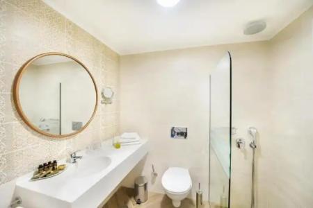 Alexandra Beach Spa Resort - 14