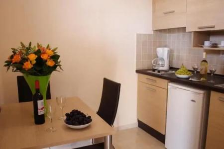 Eleana Boutique & Blue Infinity - 21