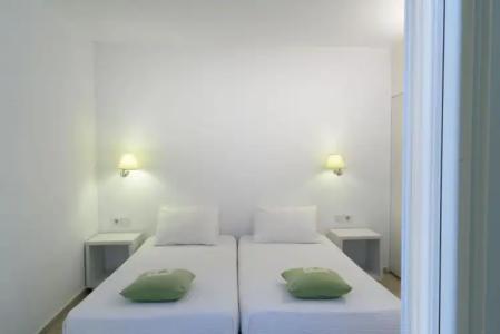 Skiathos Holidays Suites & Villas - 57