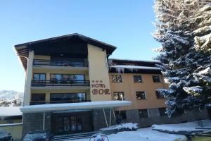 Hotel Bor, Borovets