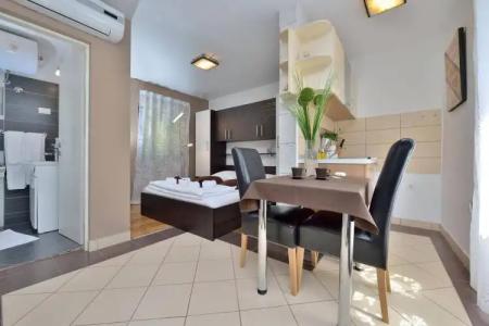 Apartments Donat - 11