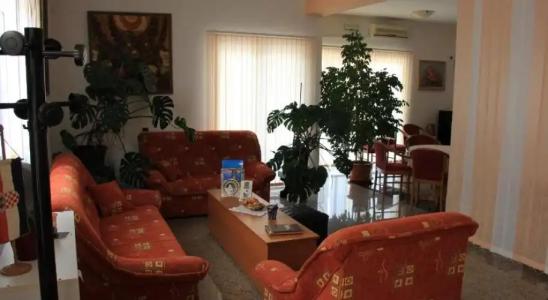 ApartBuratovic - 8