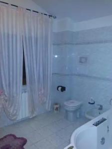 Alexander Bed and Breakfast - 7