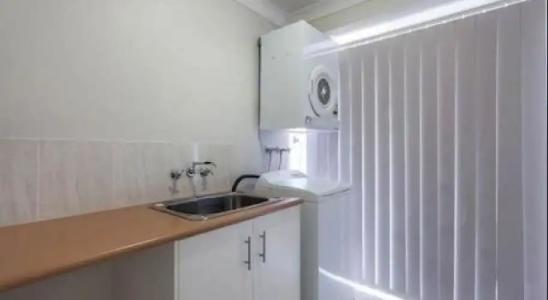 Annand Mews Apartments - 8