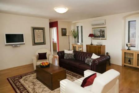 Boutique Guest Accommodation Zephyrus - 0