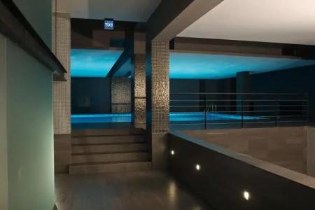 Riverside Boutique - 9