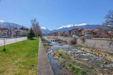 Riverside Boutique - 34