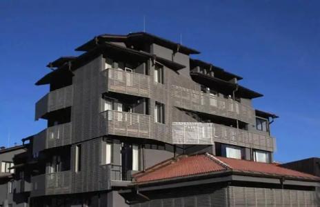 Riverside Boutique - 0