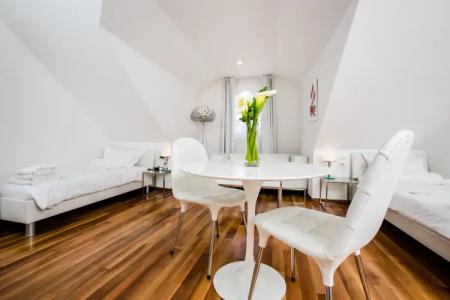 Divota Apartment - 162