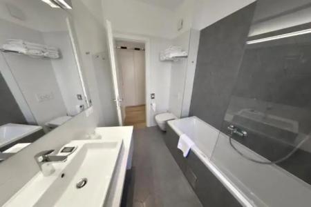 Divota Apartment - 103