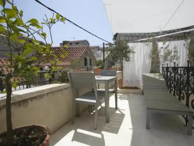 Divota Apartment - 176