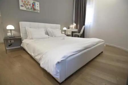 Divota Apartment - 102