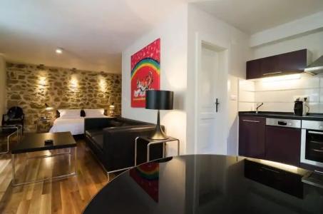 Divota Apartment - 201