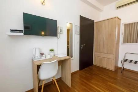 Annex Building of Art - 50