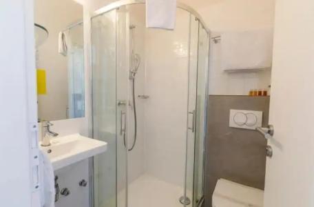 Annex Building of Art - 51