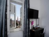 Luxury Suite with city view