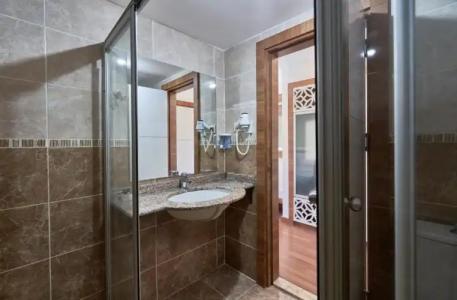 Maya World Side - 44