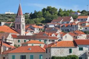 Hotel Vrilo, Postira