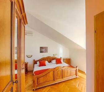 Bed & Breakfast Senator - 2