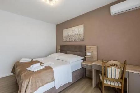 Bed & Breakfast Senator - 57