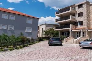 Villa Amigo, Podstrana