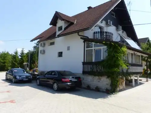 House Pox 2 - 8