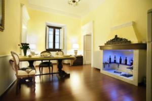 Palazzo Salini Luxury B&B, Sulmona