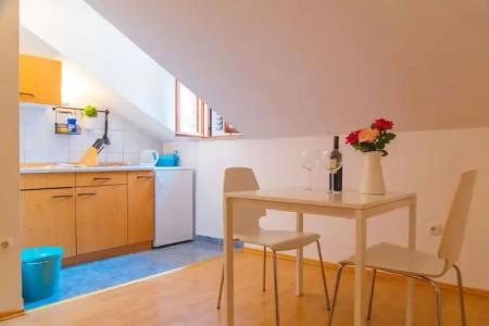 Apartments & Rooms Tomasovic - 16