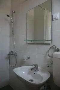 1 этаж дома - 8