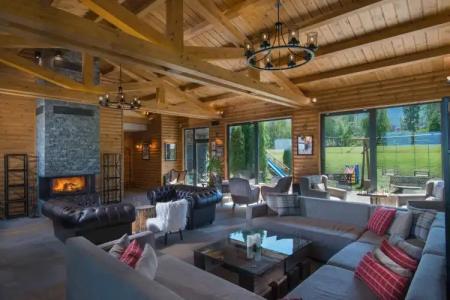 Cornelia Deluxe Residence - 1