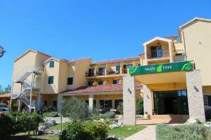 Lozovac - Hotels