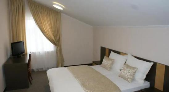 Guest Accommodation Atrium Gulin - 2