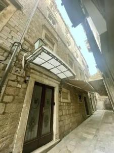 Hamlet Bed & Breakfast - 0