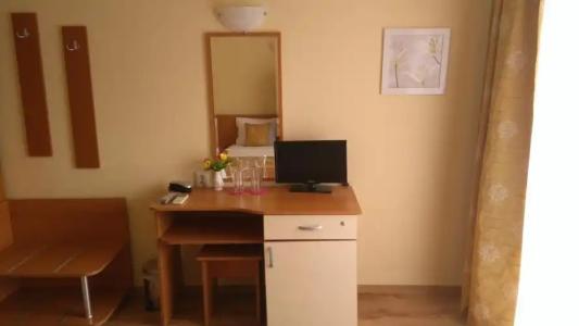 Victoria Family - 13