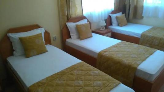 Victoria Family - 17