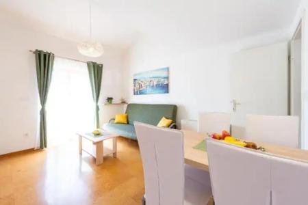 Cina Apartments - 211