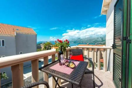 Cina Apartments - 241