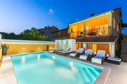 House Andja with Pool - 10