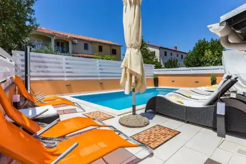 House Andja with Pool - 32