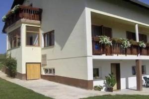 House Josipa, Rakovica
